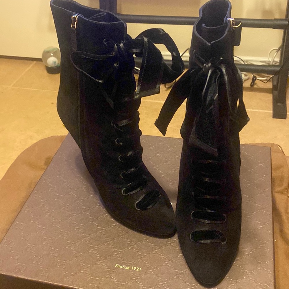 GUCCI BOOTS BLACK SUEDE 9 1/2